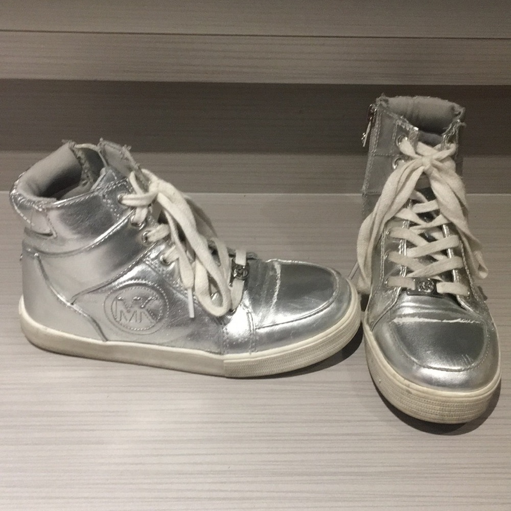 Shoes for girls